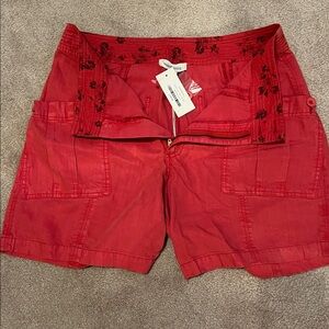 Sundance Garden Joy Coral Cargo Shorts, NWT, 12